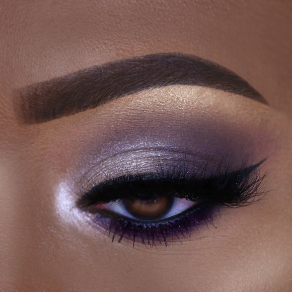 ✨✨Breakfast In Bed Eyeshadow Palette ✨✨ - Picture 4 of 10